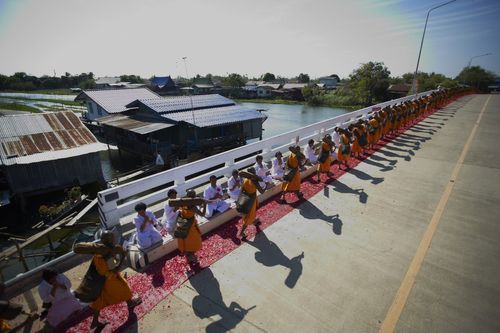 ภาพ No.5718:ประมวลภาพธุดงค์ธรรมชัย 9 มกราคม พ.ศ.2555