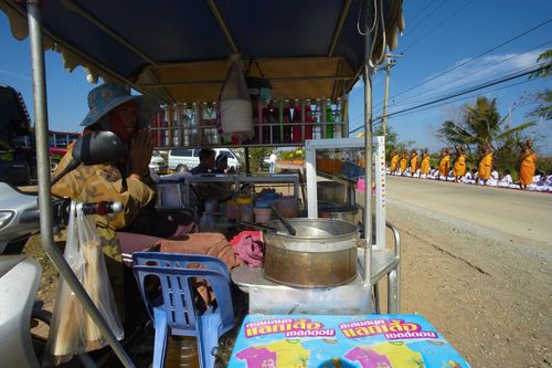 ภาพ No.5723:ประมวลภาพธุดงค์ธรรมชัย 9 มกราคม พ.ศ.2555