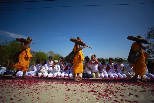 ภาพ No.5722:ประมวลภาพธุดงค์ธรรมชัย 9 มกราคม พ.ศ.2555