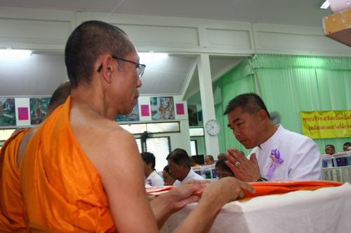 ภาพ No.3576:พิธีถวายสังฆทานแด่คณะสงฆ์ 286 วัด ใน 4 จังหวัดภาคใต้ ครั้งที่ 78