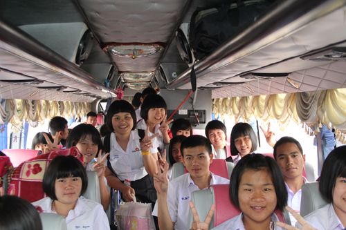 ภาพ No.1791:เดินทางมาวัด - ส่งกลับ