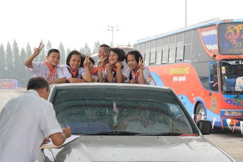 ภาพ No.1776:เดินทางมาวัด - ส่งกลับ