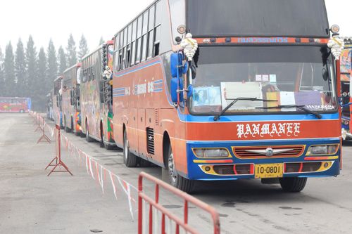 ภาพ No.1779:เดินทางมาวัด - ส่งกลับ