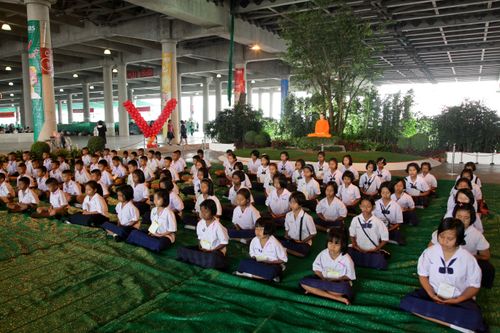 ภาพ No.1483:ปฏิบัติธรรม