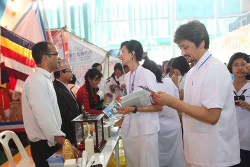 ภาพ No.1702:เจ้าหน้าที่อาสาสมัคร