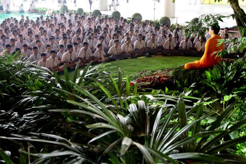 ภาพ No.1494:ปฏิบัติธรรม