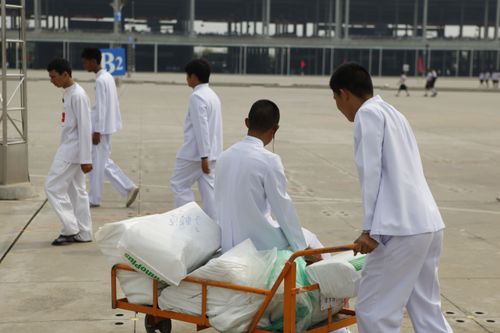 ภาพ No.1682:เจ้าหน้าที่อาสาสมัคร