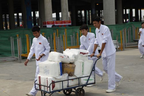 ภาพ No.1684:เจ้าหน้าที่อาสาสมัคร