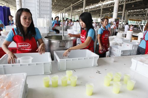 ภาพ No.1685:เจ้าหน้าที่อาสาสมัคร