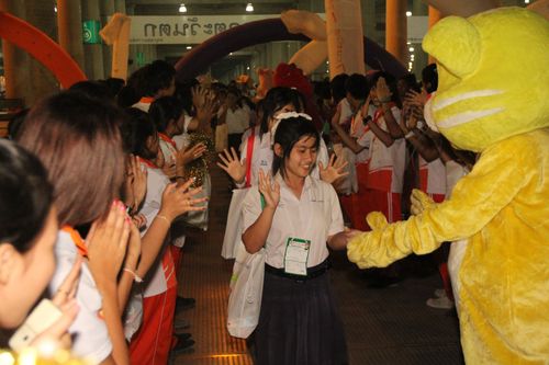 ภาพ No.1794:เดินทางมาวัด - ส่งกลับ