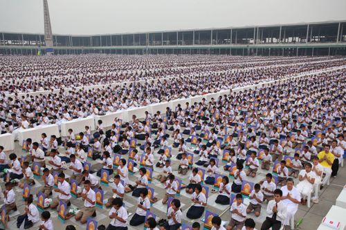 ภาพ No.1565:ภาพรวมที่ลานธรรม