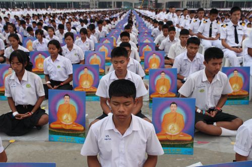 ภาพ No.1475:ปฏิบัติธรรม