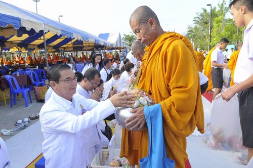 ภาพ No.3604:	พิธีถวายสังฆทานแด่คณะสงฆ์ 286 วัด ใน 4 จังหวัดภาคใต้ ครั้งที่ 79