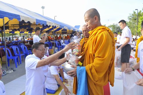 ภาพ No.3607:	พิธีถวายสังฆทานแด่คณะสงฆ์ 286 วัด ใน 4 จังหวัดภาคใต้ ครั้งที่ 79