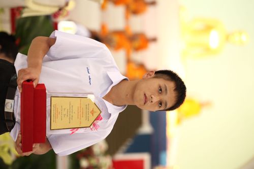 ภาพ No.1025:มอบรางวัลสอบ ทางก้าวหน้า