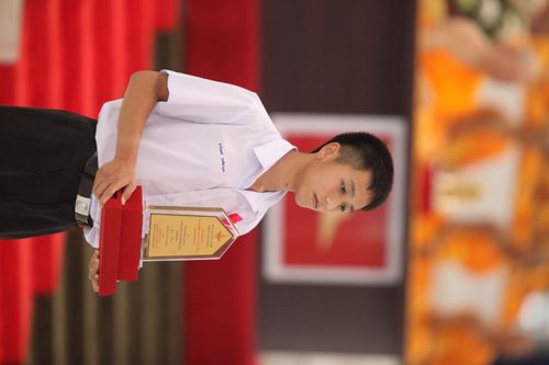 ภาพ No.1043:มอบรางวัลสอบ ทางก้าวหน้า