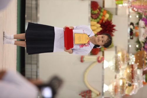 ภาพ No.1049:มอบรางวัลสอบ ทางก้าวหน้า