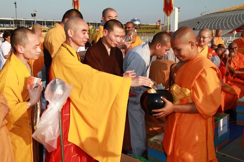 ภาพ No.943:ตักบาตร