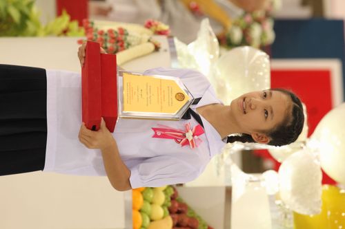 ภาพ No.1067:มอบรางวัลสอบ ทางก้าวหน้า