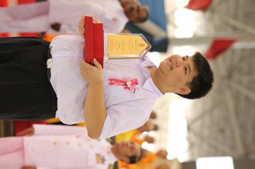 ภาพ No.1068:มอบรางวัลสอบ ทางก้าวหน้า