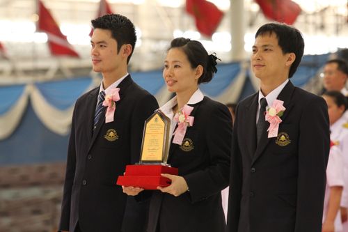 ภาพ No.1070:มอบรางวัลสอบ ทางก้าวหน้า