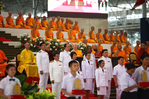 ภาพ No.1023:มอบรางวัลสอบ ทางก้าวหน้า