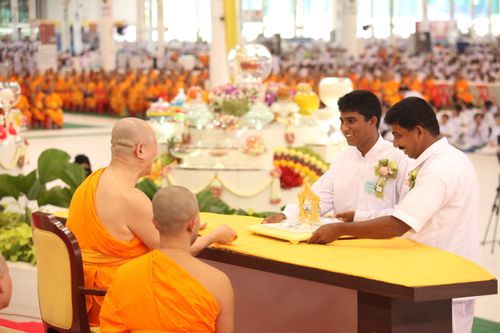 ภาพ No.957:มอบโล่สอบ World-PEC