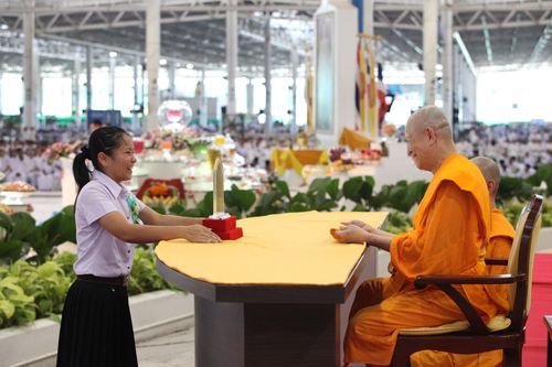 ภาพ No.989:มอบรางวัลสอบ ทางก้าวหน้า