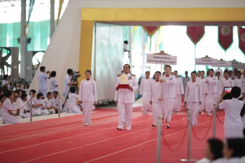 รูปภาพวันมาฆบูชา กิจกรรมวันมาฆบูชา ณ วัดพระธรรมกาย ปี 2555