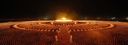 ภาพ No.8009:รูปภาพวันมาฆบูชา กิจกรรมวันมาฆบูชา ณ วัดพระธรรมกาย ปี 2555