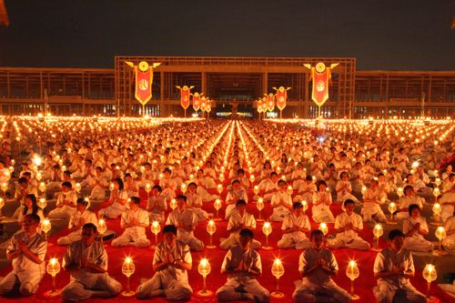 ภาพ No.8008:รูปภาพวันมาฆบูชา กิจกรรมวันมาฆบูชา ณ วัดพระธรรมกาย ปี 2555