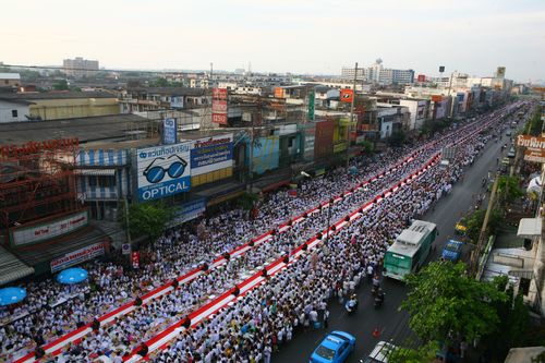 ภาพ No.2623:ภาพตักบาตรสะพานใหม่