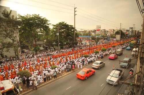 ภาพ No.2583:ภาพตักบาตรสะพานใหม่