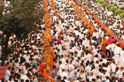 ภาพ No.2584:ภาพตักบาตรสะพานใหม่