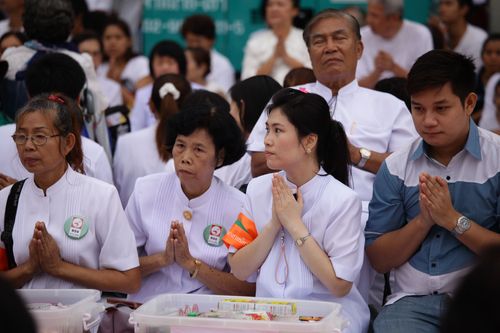 ภาพ No.2596:ภาพตักบาตรสะพานใหม่