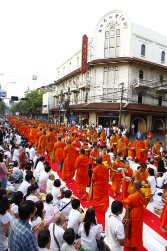 ภาพ No.2205:ตักบาตร เยาวราช