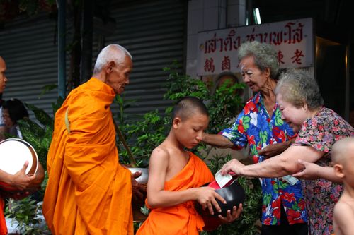 ภาพ No.2208:ตักบาตร เยาวราช