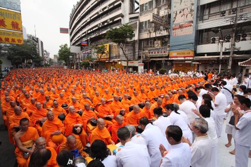 ภาพ No.2210:ตักบาตร เยาวราช