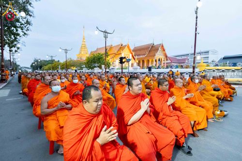 ภาพ No.310793:วันอาทิตย์ที่ 22 กุมภาพันธ์ พ.ศ. 2569 พิธีตักบาตรเเด่คณะพระภิกษุสงฆ์ 1,111 รูป จังหวัดน่าน หนึ่งในโครงการตักบาตรพระ 2,000,000 รูป 77 จังหวัดทั่วไทย ในวาระอันเป็นมงคลยิ่ง ครบรอบ 744 ปี นครน่าน สืบสานศรัทธา ทำบุญใหญ่ของเมืองน่าน ณ ข่วงเมือง วัดภูมินทร์ อำเ