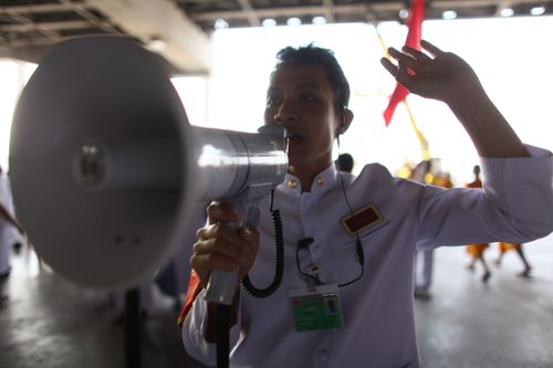 ภาพ No.833:เจ้าหน้าที่ อาสาสมัคร