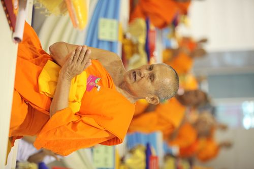 ภาพ No.619:คณะพระสังฆาธิการ