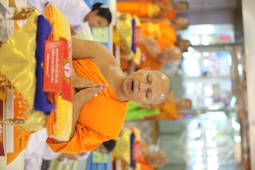 ภาพ No.657:คณะพระสังฆาธิการ