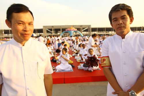 ภาพ No.835:เจ้าหน้าที่ อาสาสมัคร