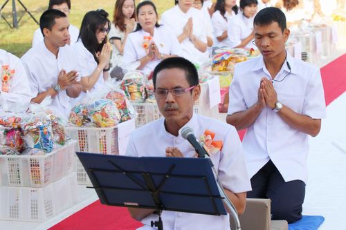 ภาพ No.3643:พิธีถวายสังฆทานแด่คณะสงฆ์ 286 วัด ใน 4 จังหวัดภาคใต้ ครั้งที่ 82