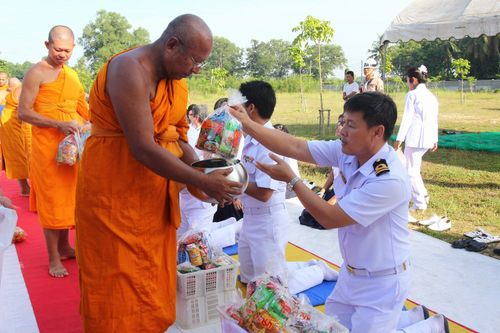 ภาพ No.3657:พิธีถวายสังฆทานแด่คณะสงฆ์ 286 วัด ใน 4 จังหวัดภาคใต้ ครั้งที่ 82