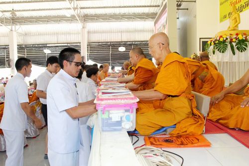 ภาพ No.3672:พิธีถวายสังฆทานแด่คณะสงฆ์ 286 วัด ใน 4 จังหวัดภาคใต้ ครั้งที่ 82