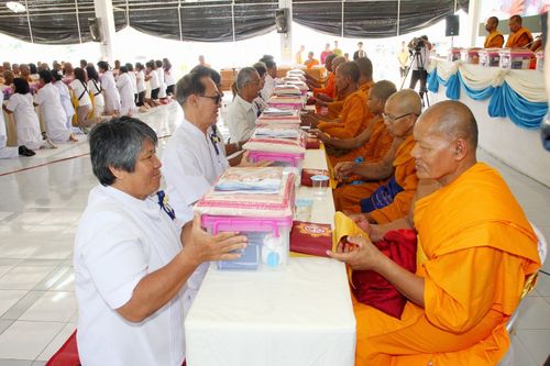 ภาพ No.3677:พิธีถวายสังฆทานแด่คณะสงฆ์ 286 วัด ใน 4 จังหวัดภาคใต้ ครั้งที่ 82