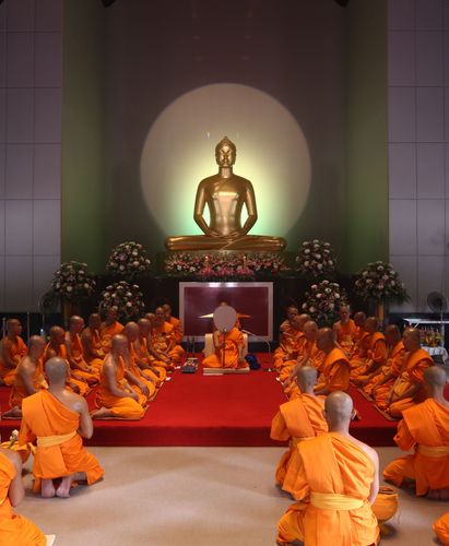 ภาพ No.490:บวชอุทิศชีวิต