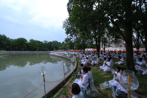 ประดิษฐานอัฐิธาตุในวิหารคุณยายฯ