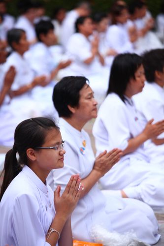 ภาพ No.511:ประดิษฐานอัฐิธาตุในวิหารคุณยายฯ